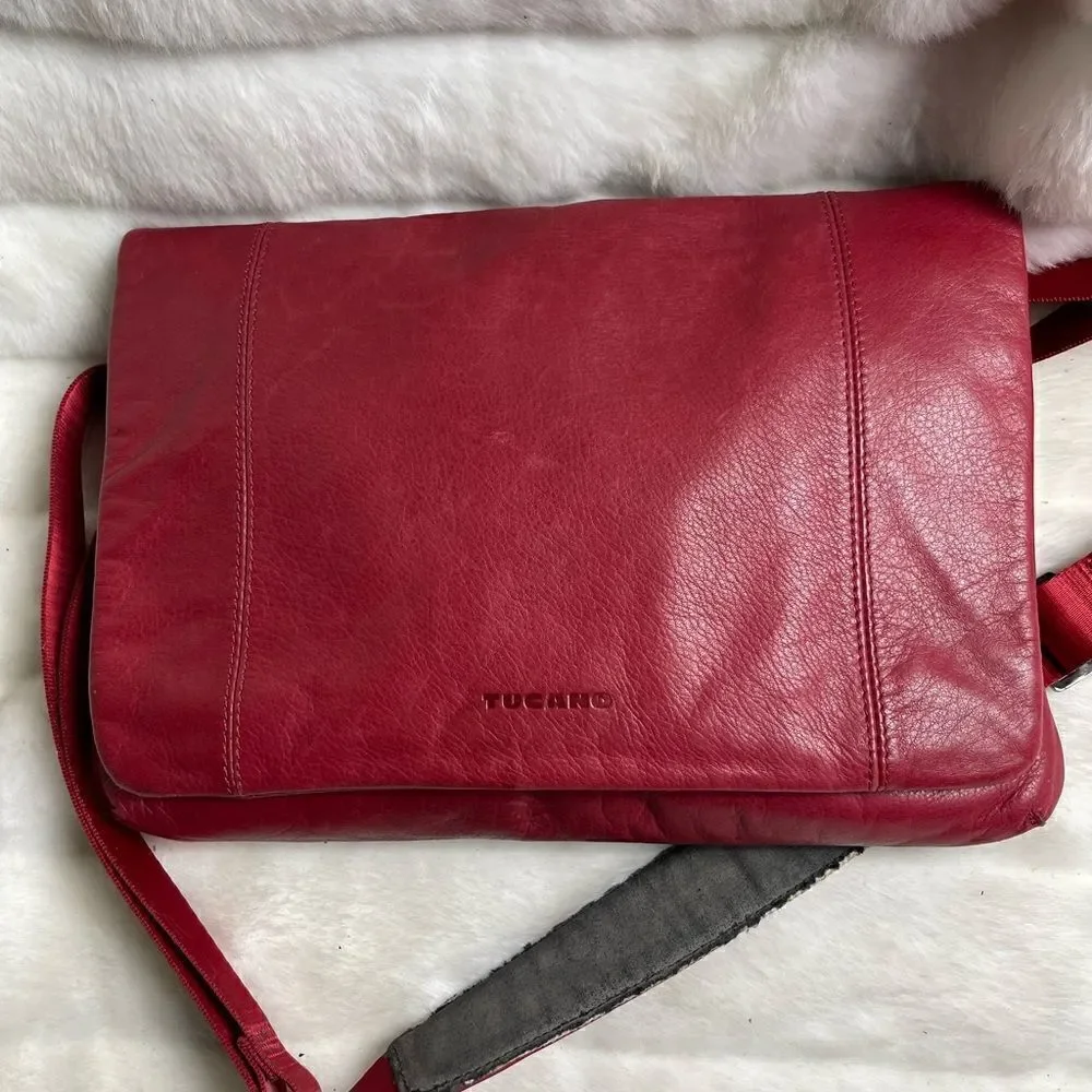 'Tucano One Premium Clutch real leather  red bag for MacBook Air 11 & Ultrabook